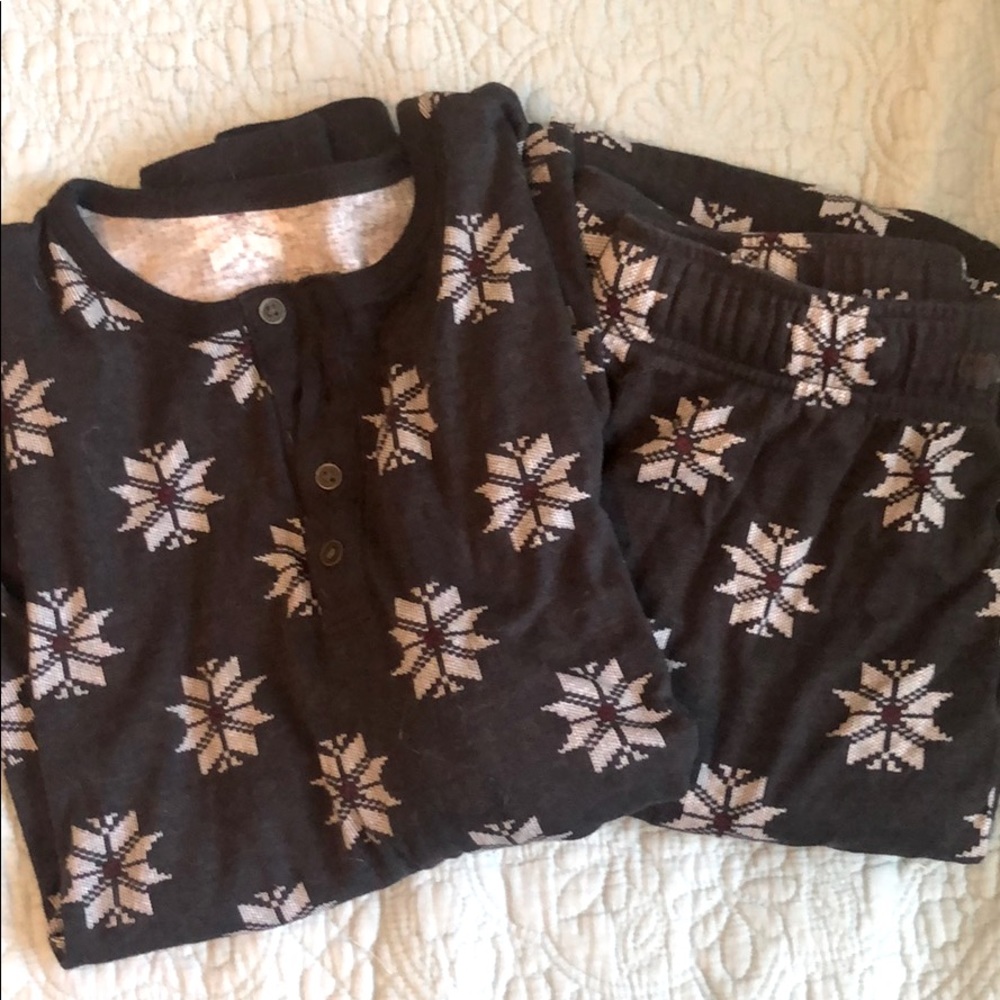 Men’s holiday pajama set